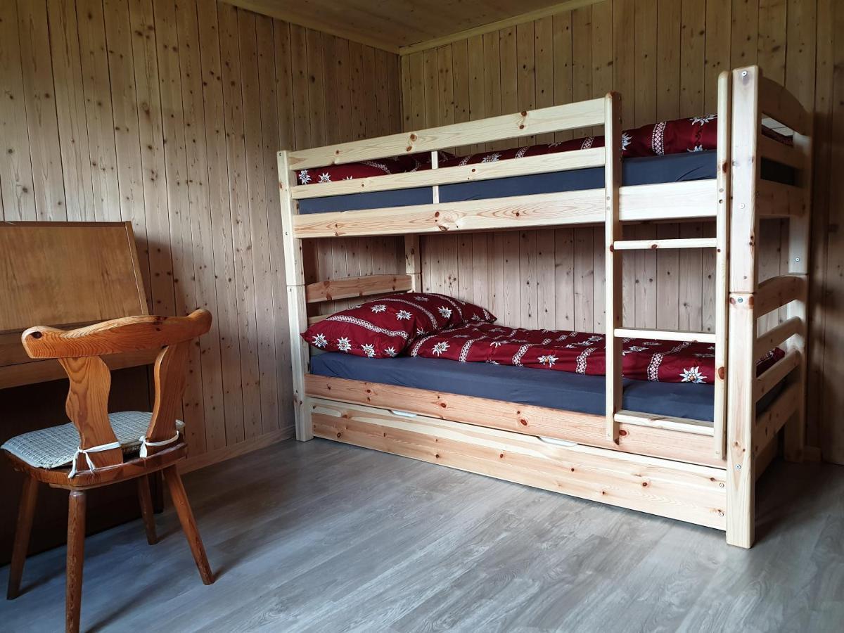 Ferienwohnung Antonia Surcuolm Екстер'єр фото